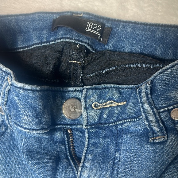 1822 size 4 Jeans - Picture 4 of 6